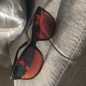 Women’s Oakley sunglasses